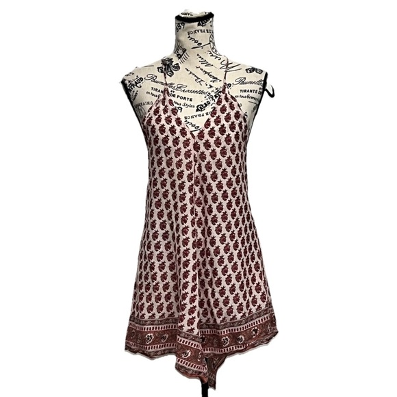 Band of Gypsies Boho Print Halter Mini Dress Handkerchief Hem Size XS - Picture 2 of 9
